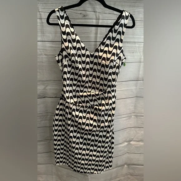 nicole miller black and white dress Nicole Miller Collection Women Bodycon Sheath Dress Black Size 4 main image 0